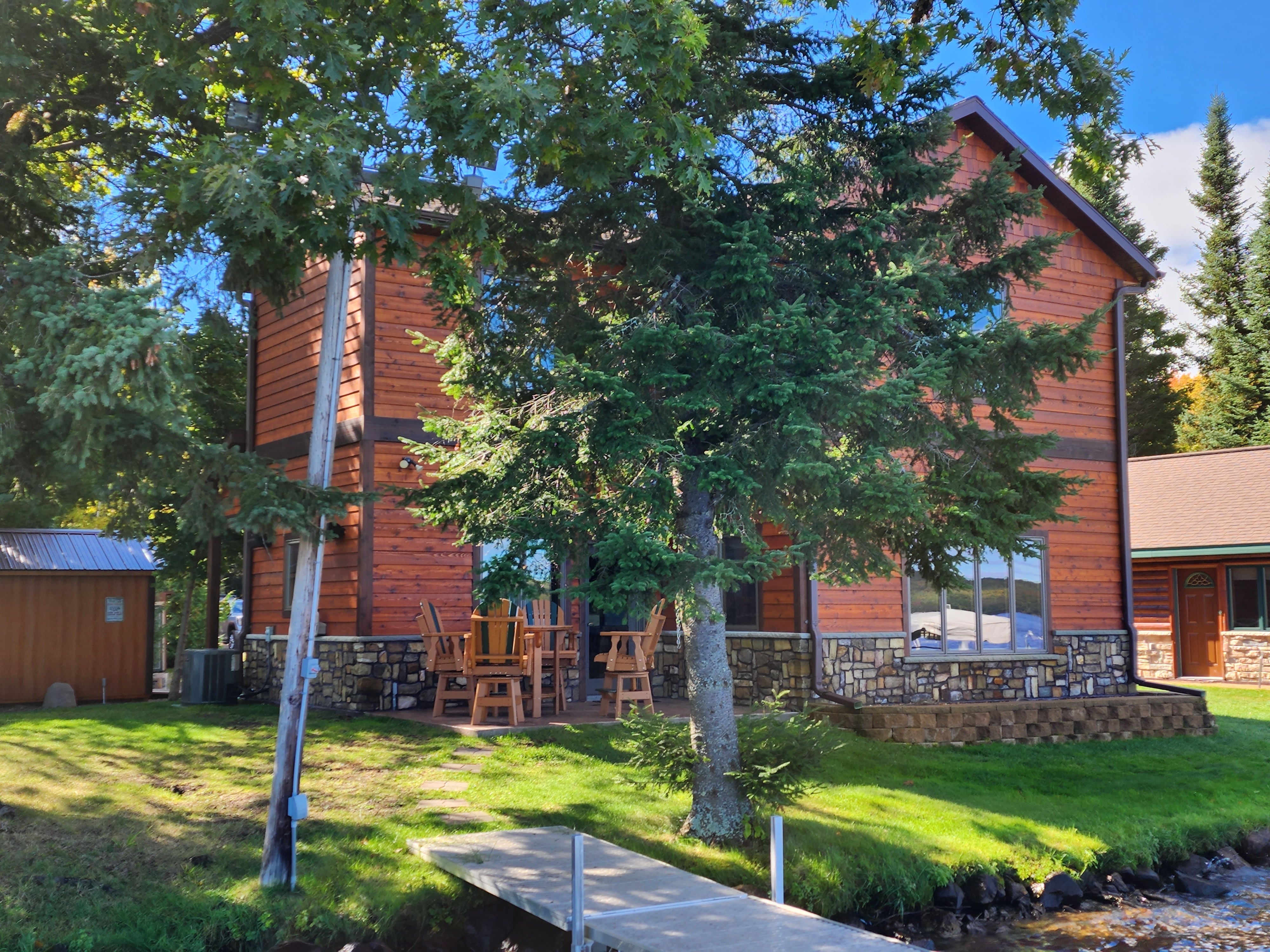 Loon Lodge
